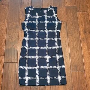 Vince Camuto black & white sleeveless dress size 10